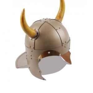 CASCO CON CUERNOS Y CUELLO